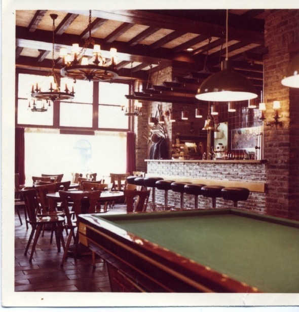 Interieur De Zwaan - jaren 70/80 - Cafe de Zwaan, Maastricht Interieur De Zwaan - jaren 70/80 - Cafe de Zwaan, Maastricht